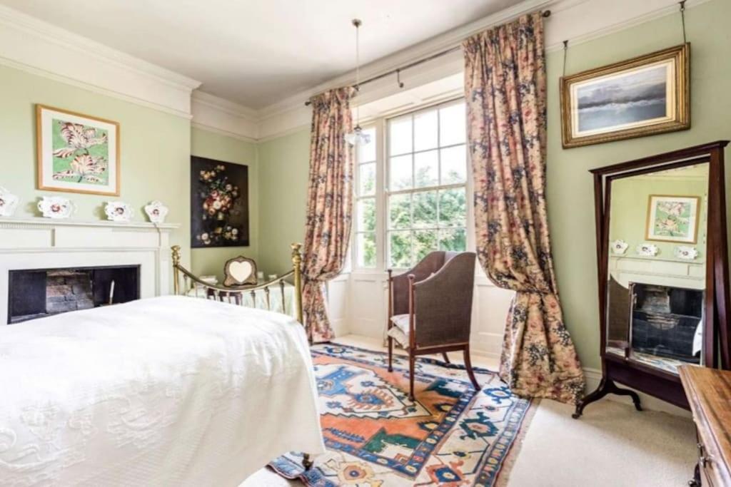 Cressy Hall - Historic Grade II Listed Manor, Gorgeous Topiary Garden Gosberton ภายนอก รูปภาพ
